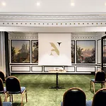 فندق Aigle Noir - Mgallery Collection فونتانبلو