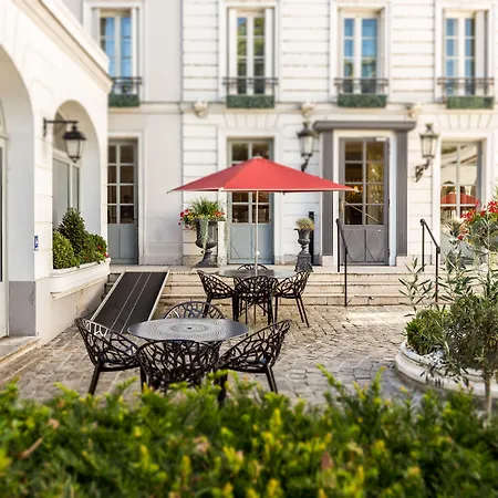 Aigle Noir Mgallery Hotel