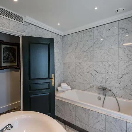 Hotel Aigle Noir - Mgallery Collection Fontainebleau