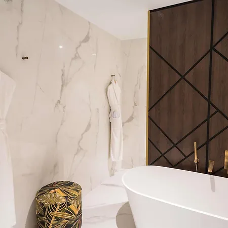 Aigle Noir - Mgallery Collection Hotel 4*