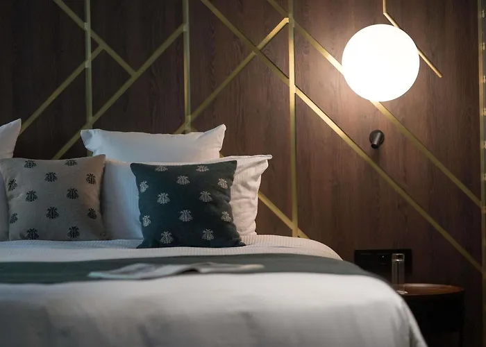 ホテル Aigle Noir - Mgallery Collection フォンテーヌブロー