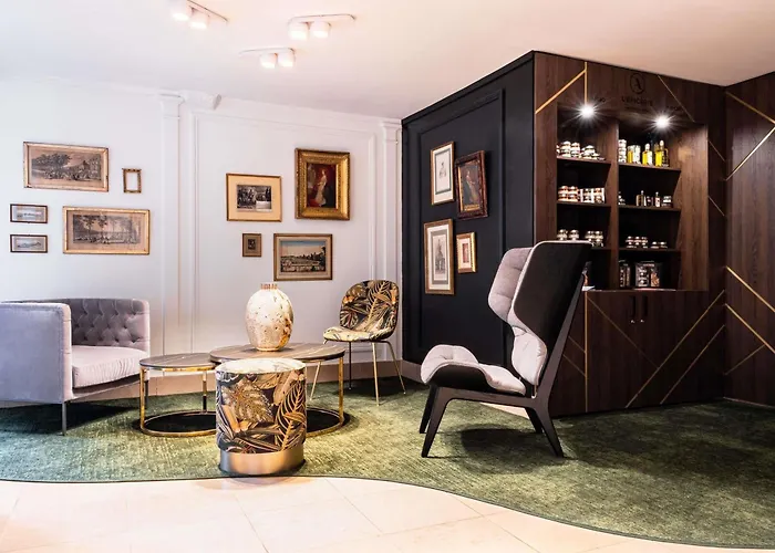 Aigle Noir - Mgallery Collection ホテル 4*